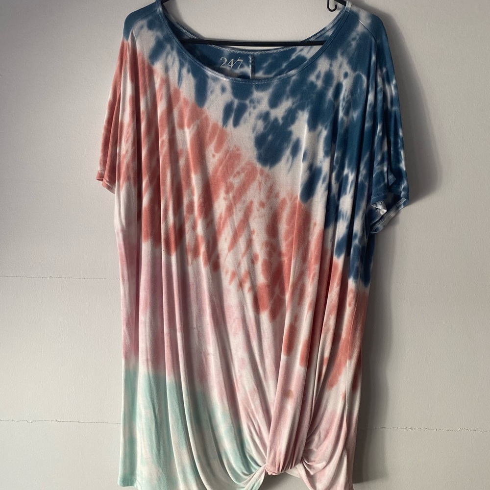 Tie-Dye Short Sleeve Twist Hem Top - Blue, Coral & Mint